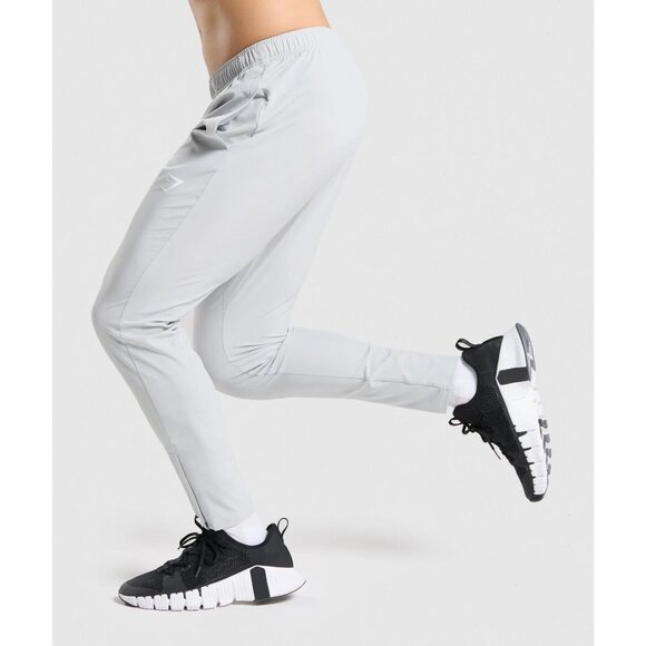 Gymshark Mens Lightweight Grey Joggers With Elastic Waist & Pockets - Picture 3 of 8